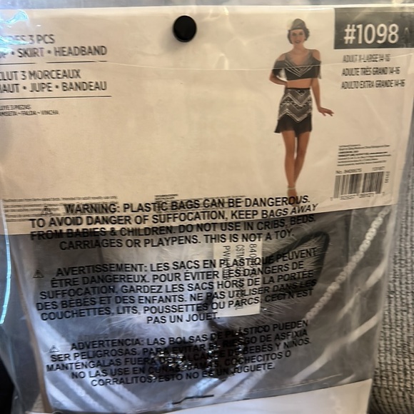 FLAPPER GIRL HALLOWEEN COSTUME - Picture 5 of 5